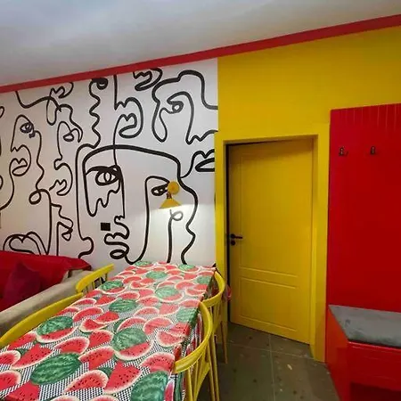 Apartment The House Of Colors Tirana