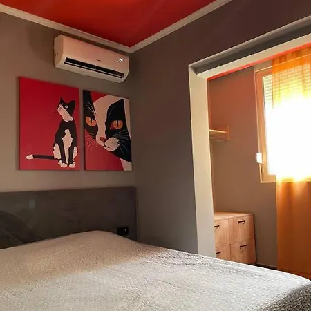 The House Of Colors Apartment Tirana